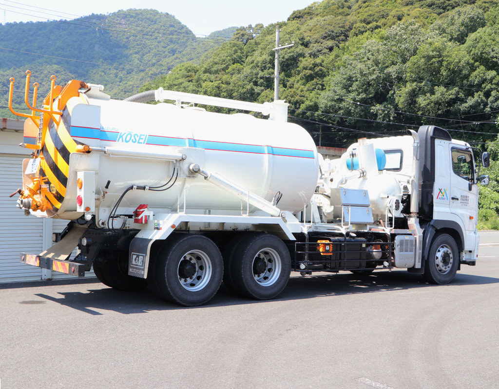 強力吸引車（10t）