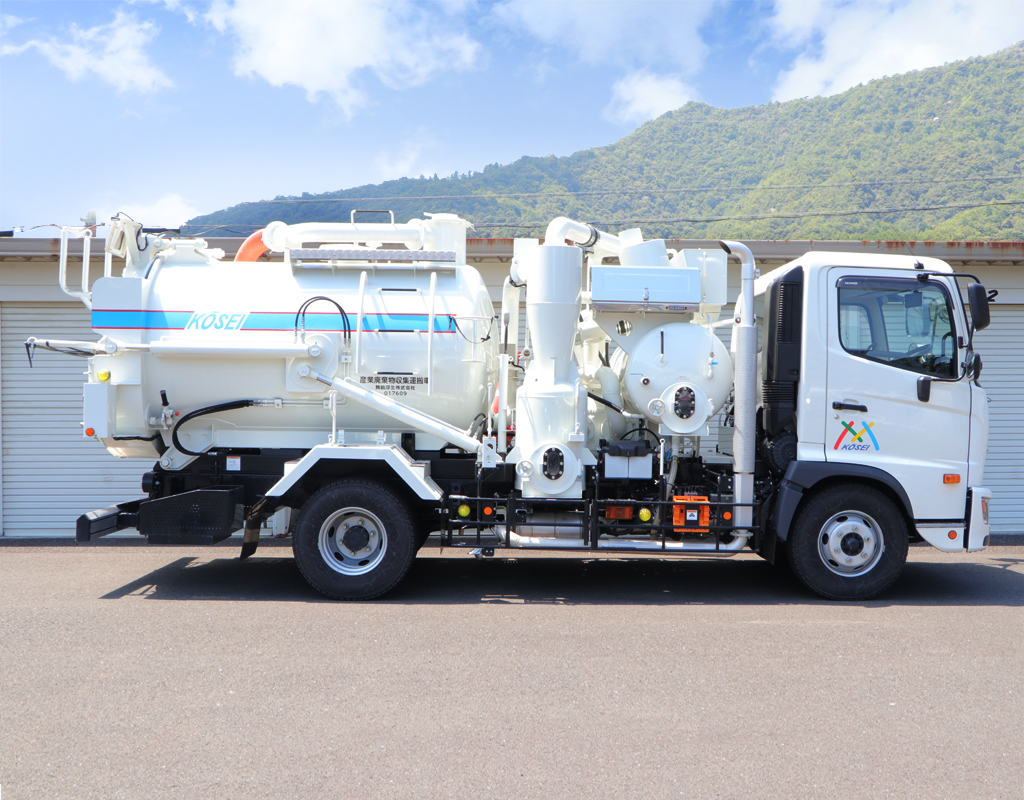 強力吸引車（5t）